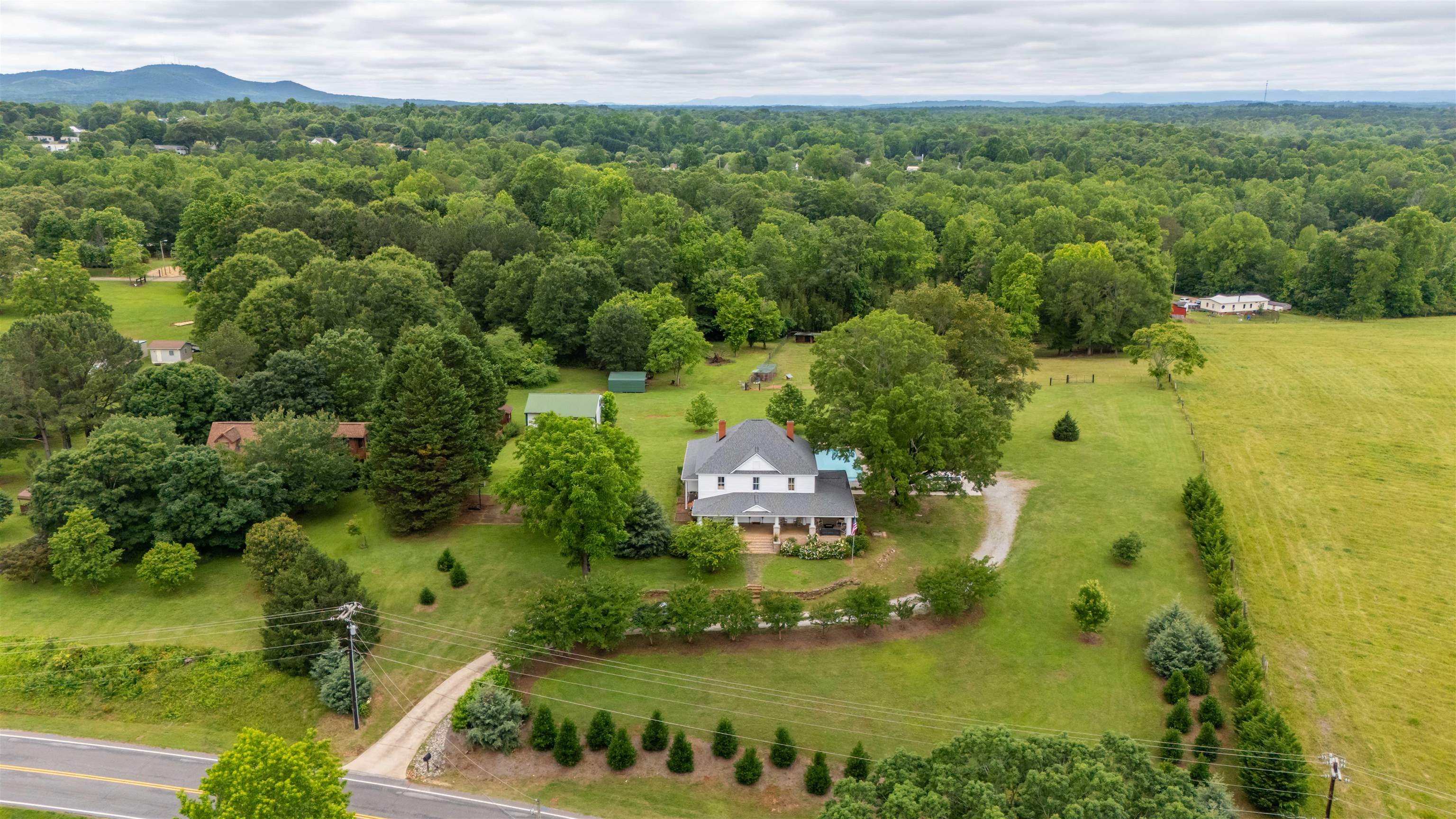 251 W Mcelhaney Road, Taylors, South Carolina image 2