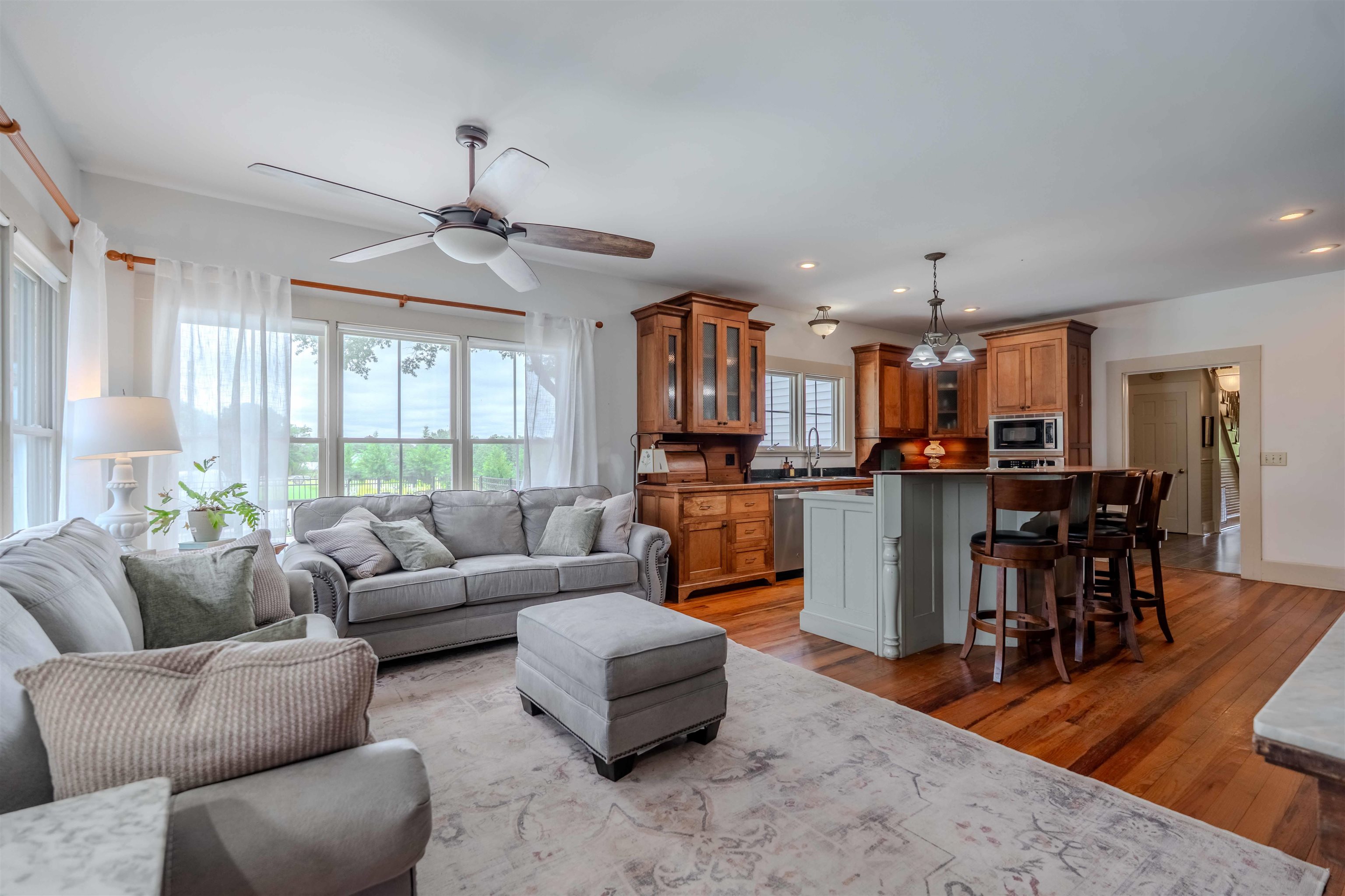 251 W Mcelhaney Road, Taylors, South Carolina image 6