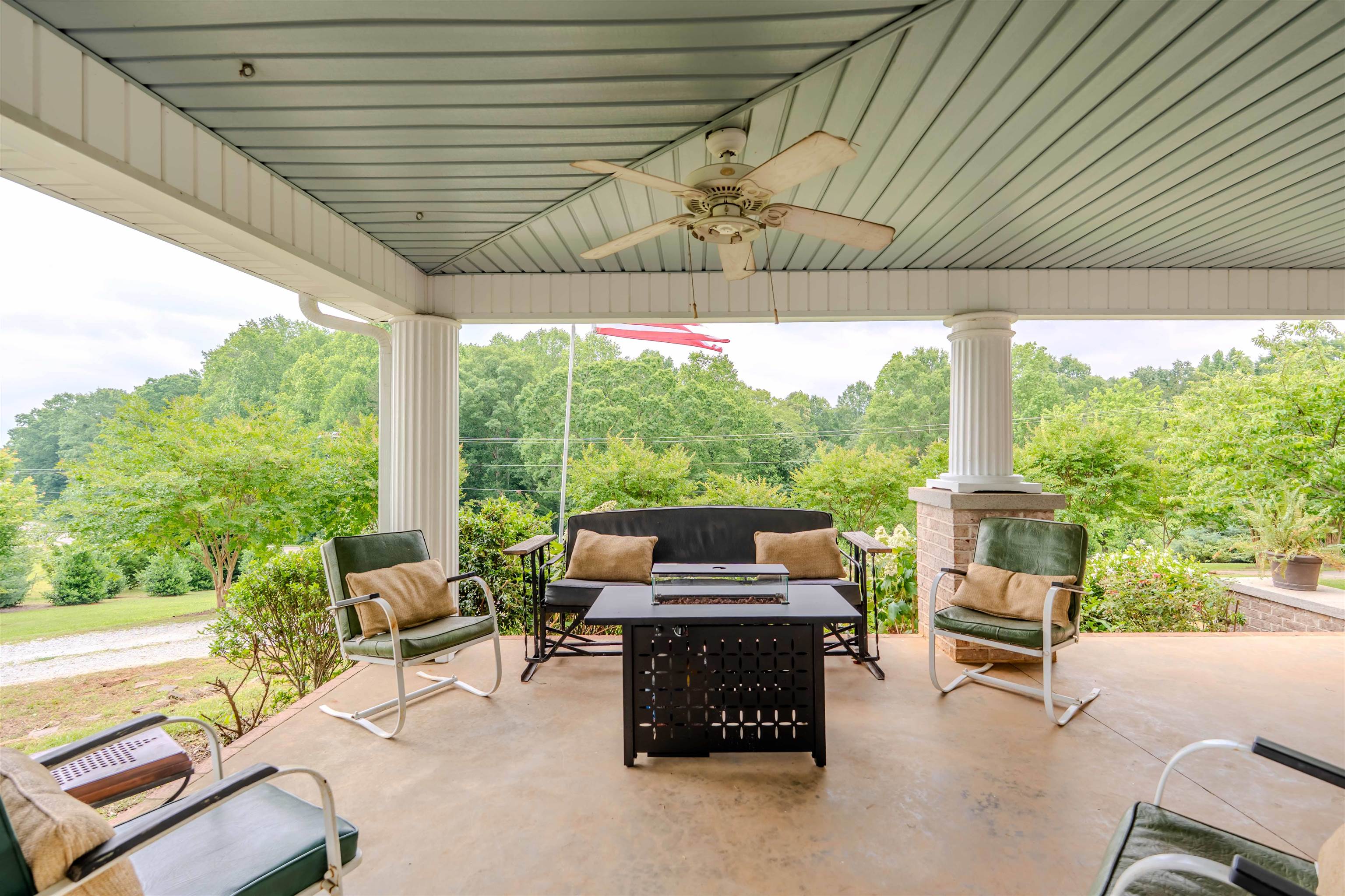 251 W Mcelhaney Road, Taylors, South Carolina image 4