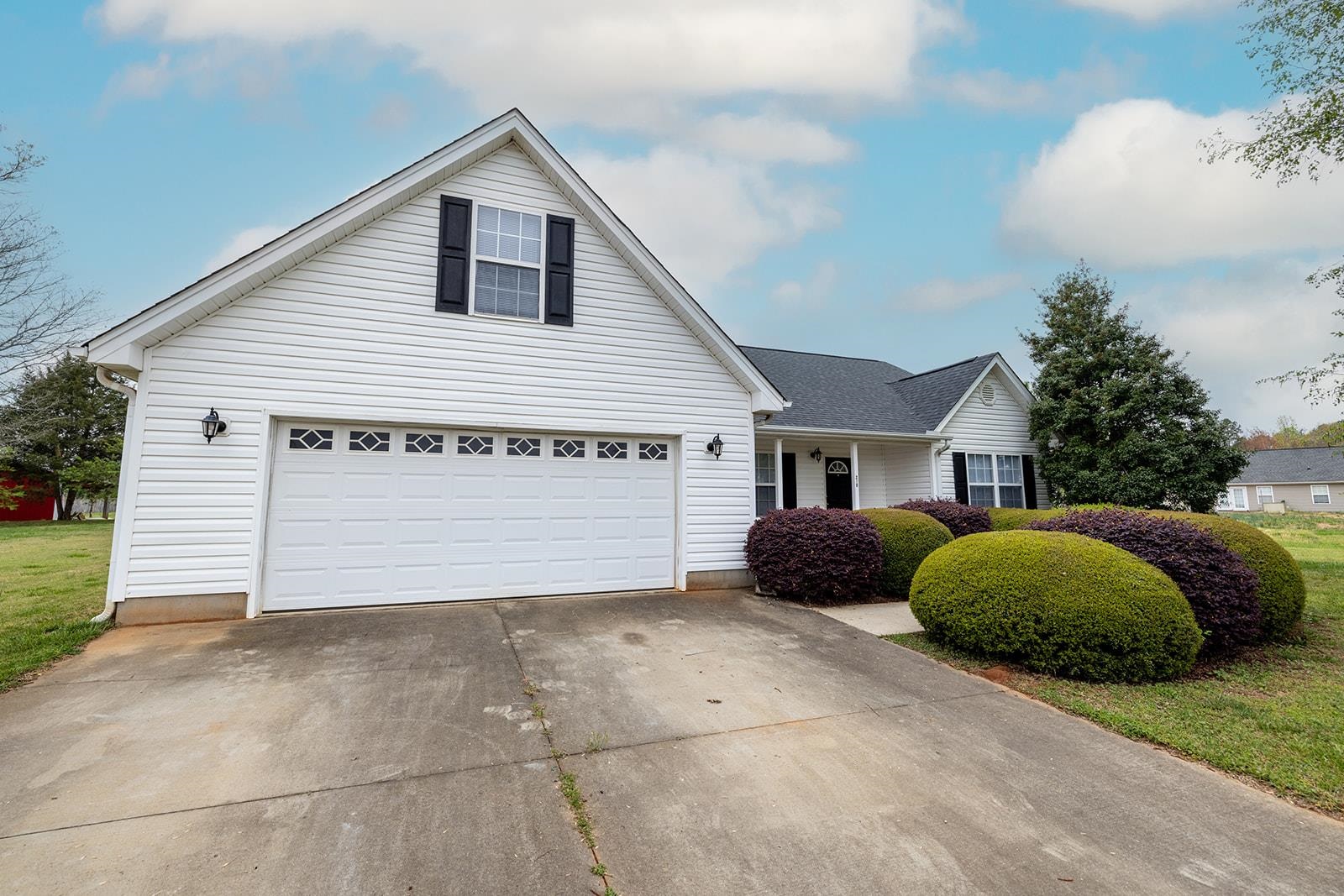 210 Cherry Blossom Court, Duncan, South Carolina image 2