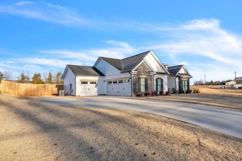 A home in Chesnee