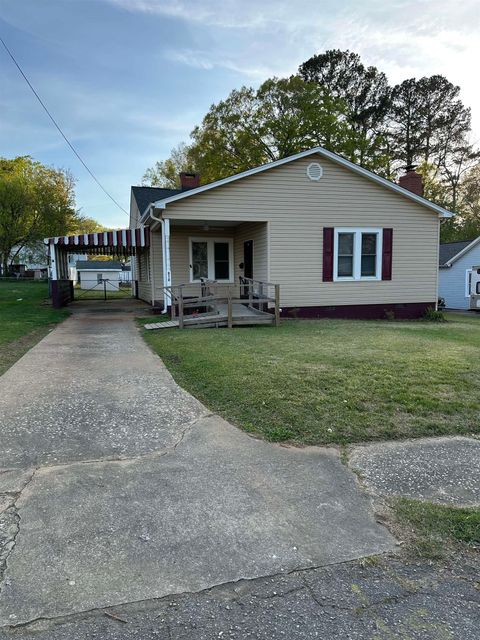 Homes For Sale - 512 E Jefferies Street<br/> GAFFNEY, SC 29340