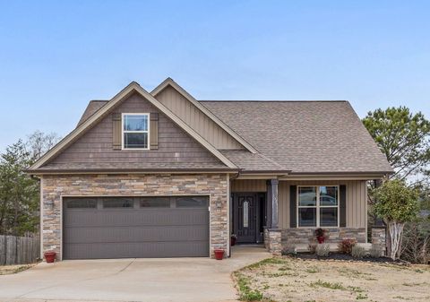 Homes For Sale - 102 S Hamlet Court<br/> Moore, SC 29369