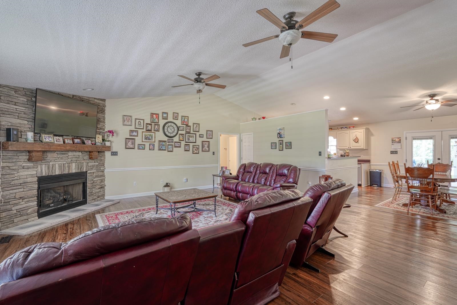 909 Rocky Ridge Road, Enoree, South Carolina image 3