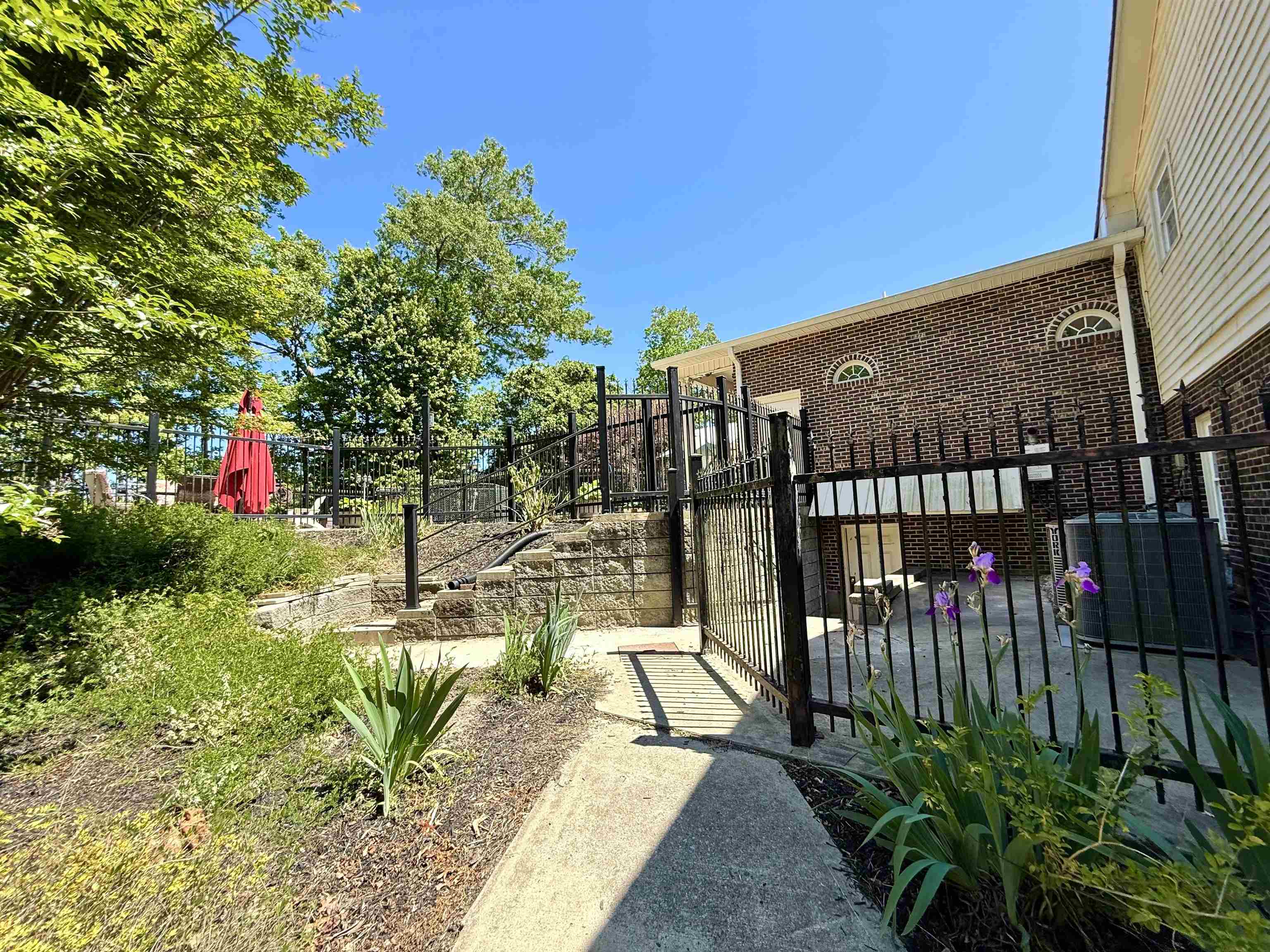 243 Garden Lakes Dr Drive, Blacksburg, South Carolina image 7