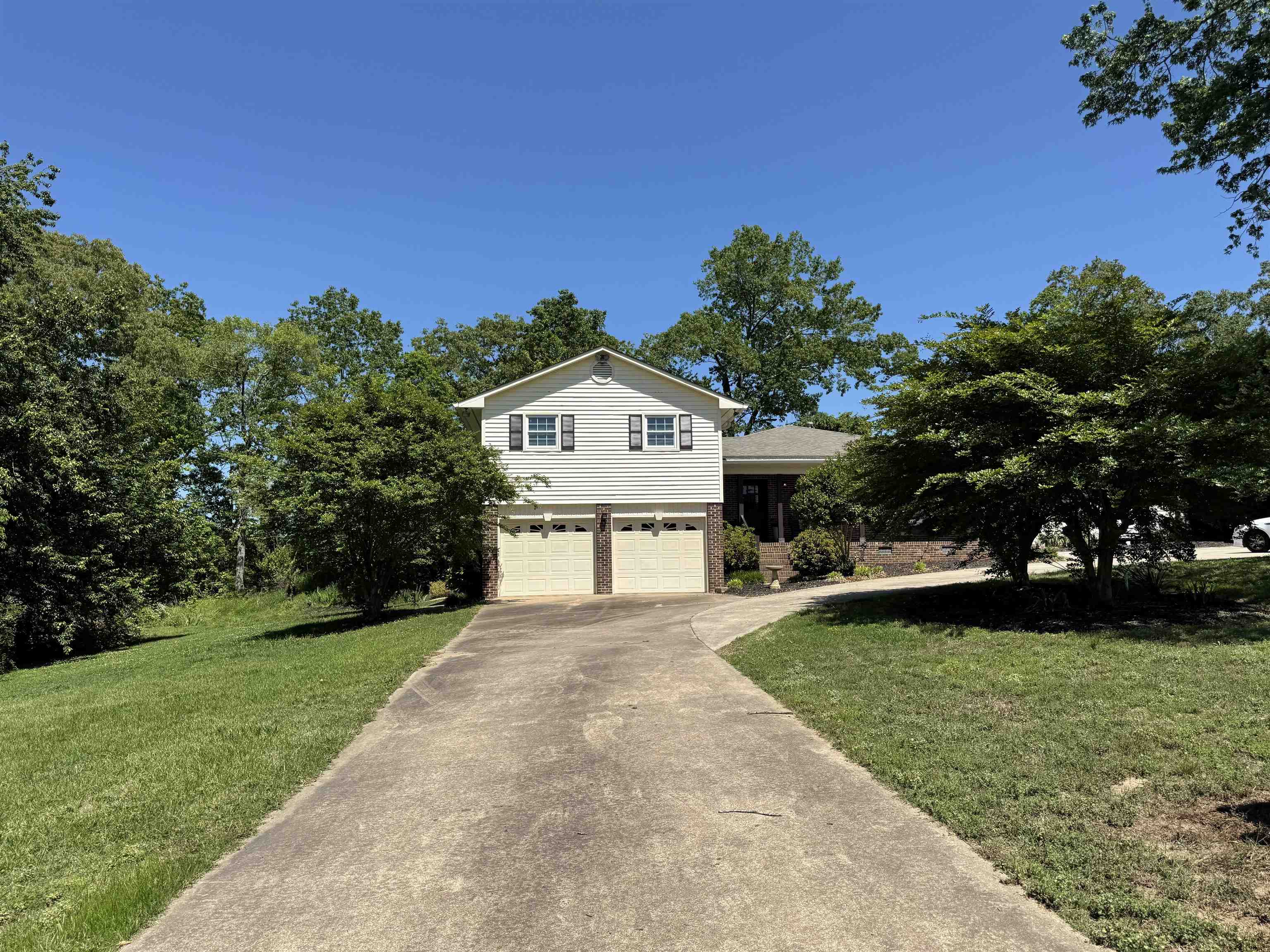 243 Garden Lakes Dr Drive, Blacksburg, South Carolina image 5