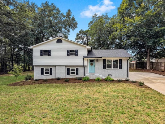 304 SCENIC VIEW RD, CHESNEE, SC 29323 - Image dfc3ad8257faabb0eeec4fd5f5fbf24f/1400093321