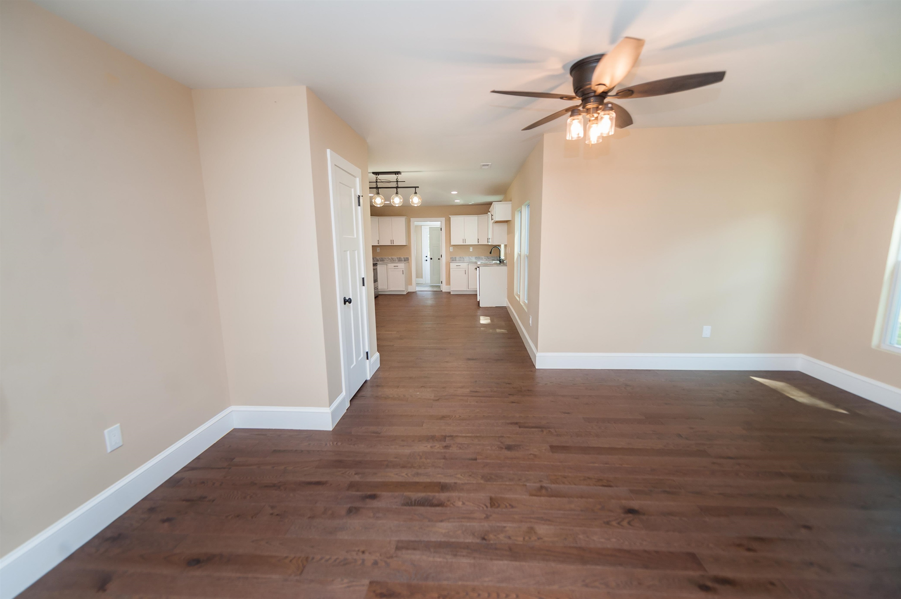 114 Montgomery Street, Campobello, South Carolina image 17