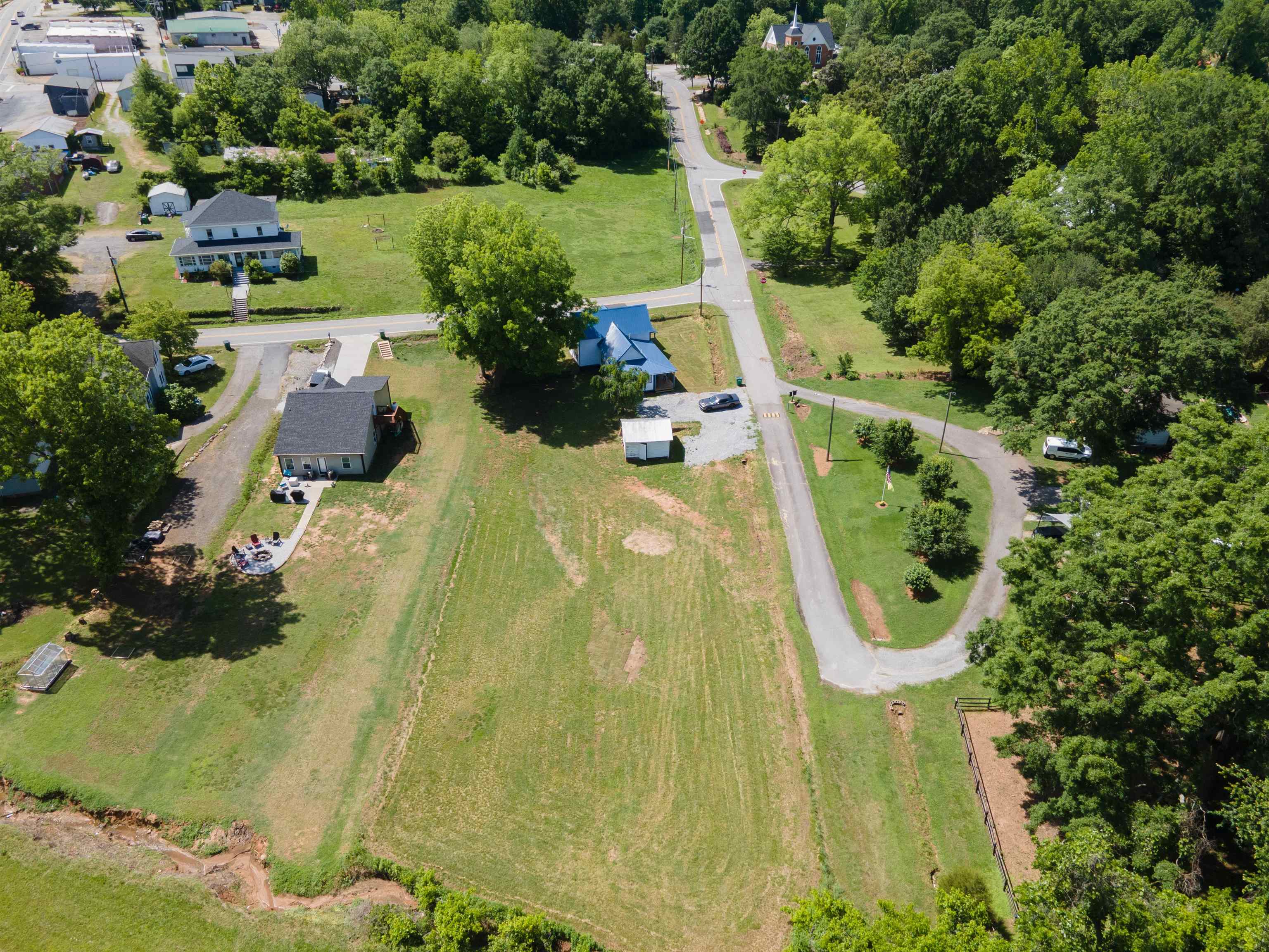 114 Montgomery Street, Campobello, South Carolina image 2