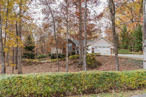 A home in Landrum