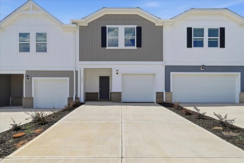 Townhouse For Sale - 437 Blissful Court<br/> Taylors, SC 29687