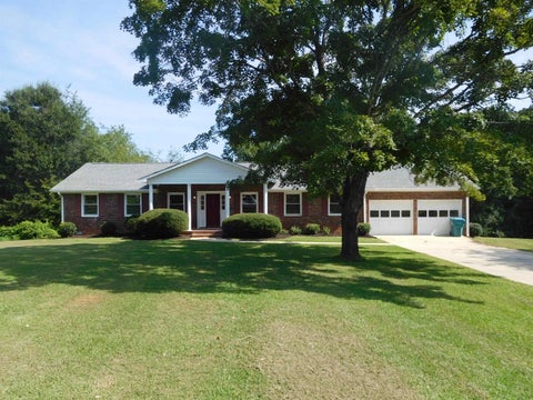 Homes For Sale - 110 Cambridge Circle Circle<br/> Gaffney, SC 29341