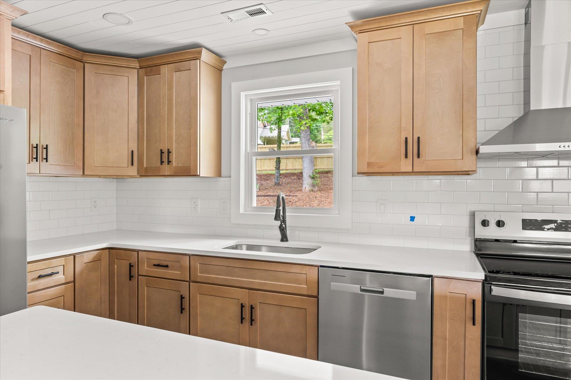 101 Fairview Drive, Greenville, South Carolina image 15