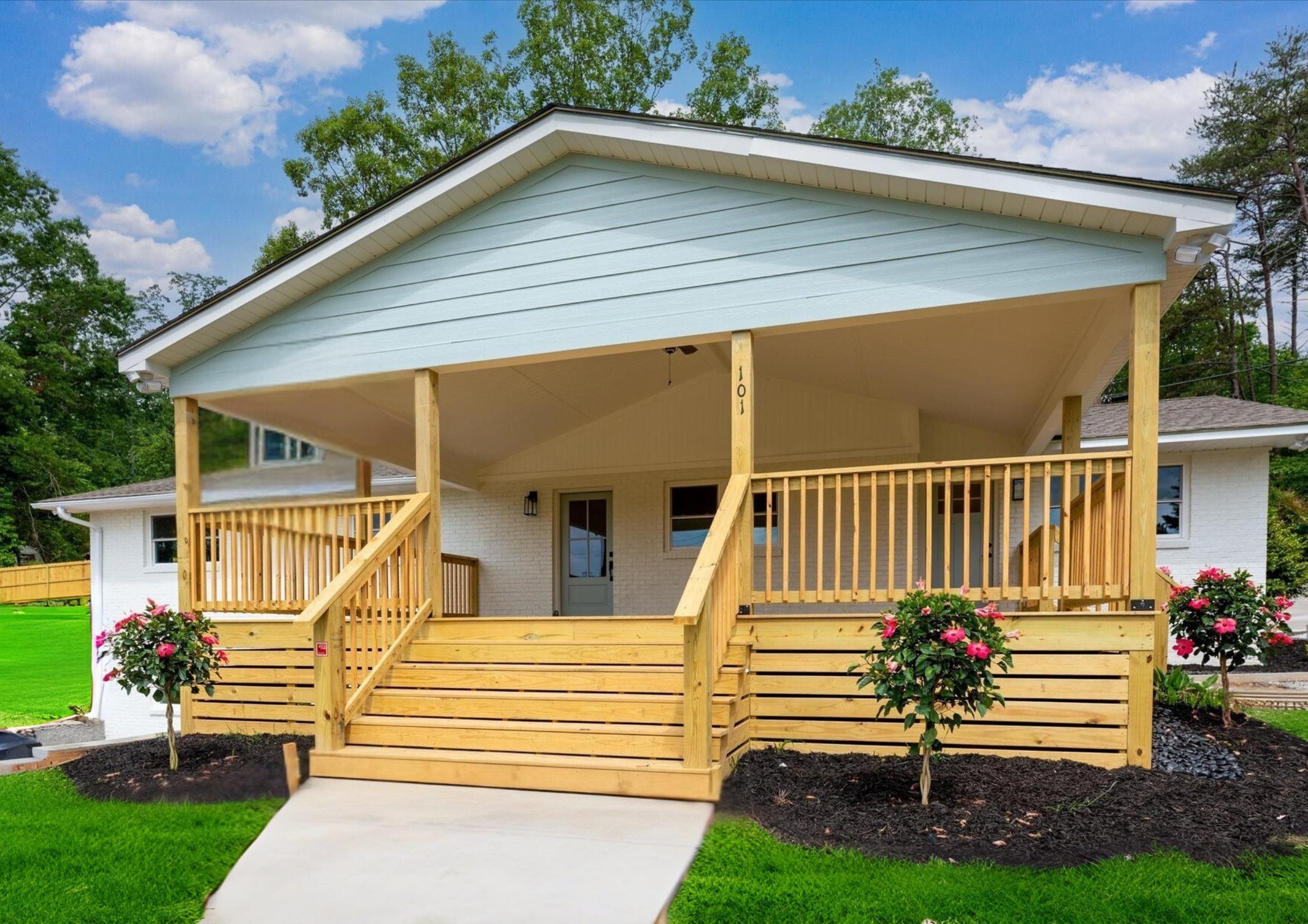 101 Fairview Drive, Greenville, South Carolina image 1