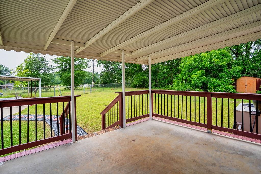 118 E Scotch Cross Road, Greenwood, South Carolina image 2