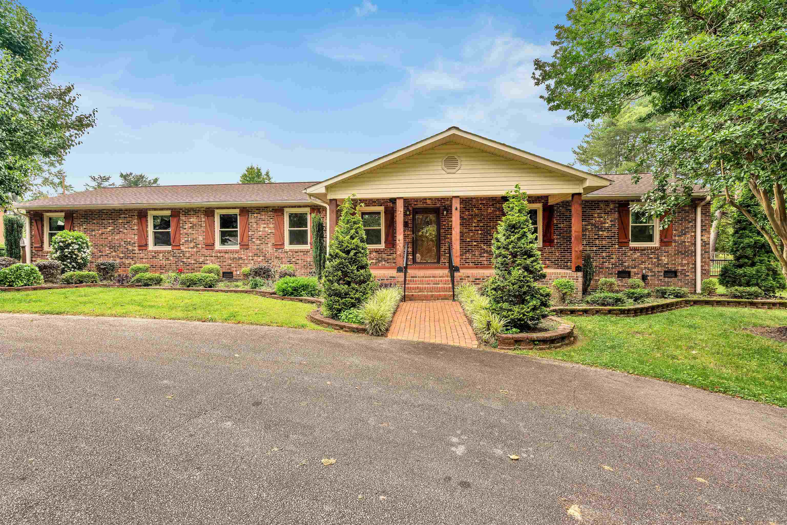 268 Margate Circle, Chesnee, South Carolina image 1