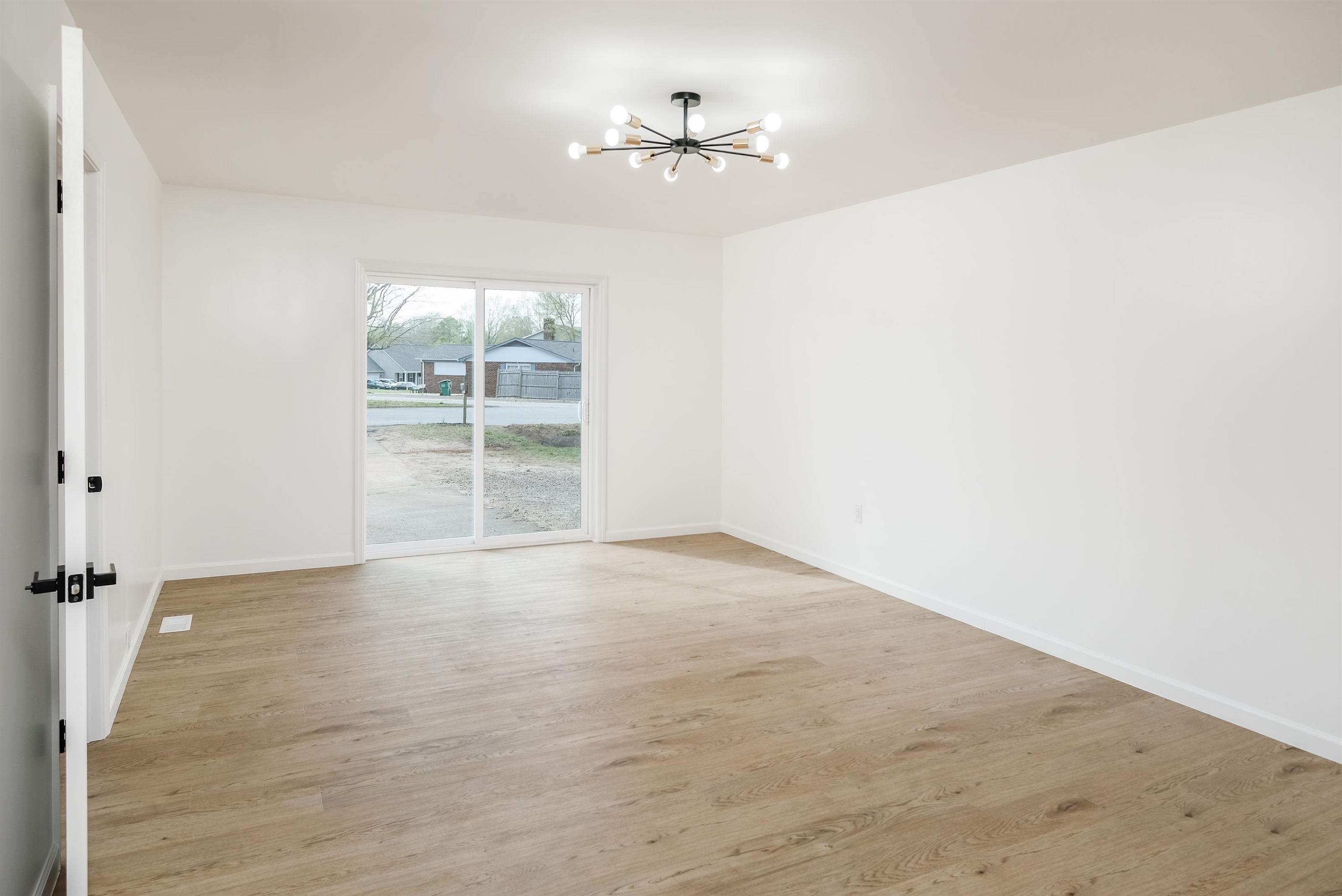 2 Willowood Drive, Spartanburg, South Carolina image 7