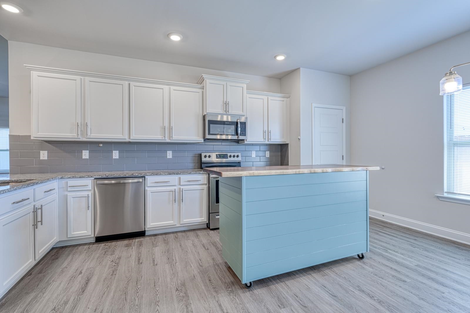 1187 Midway Hill Lane, Duncan, South Carolina image 5