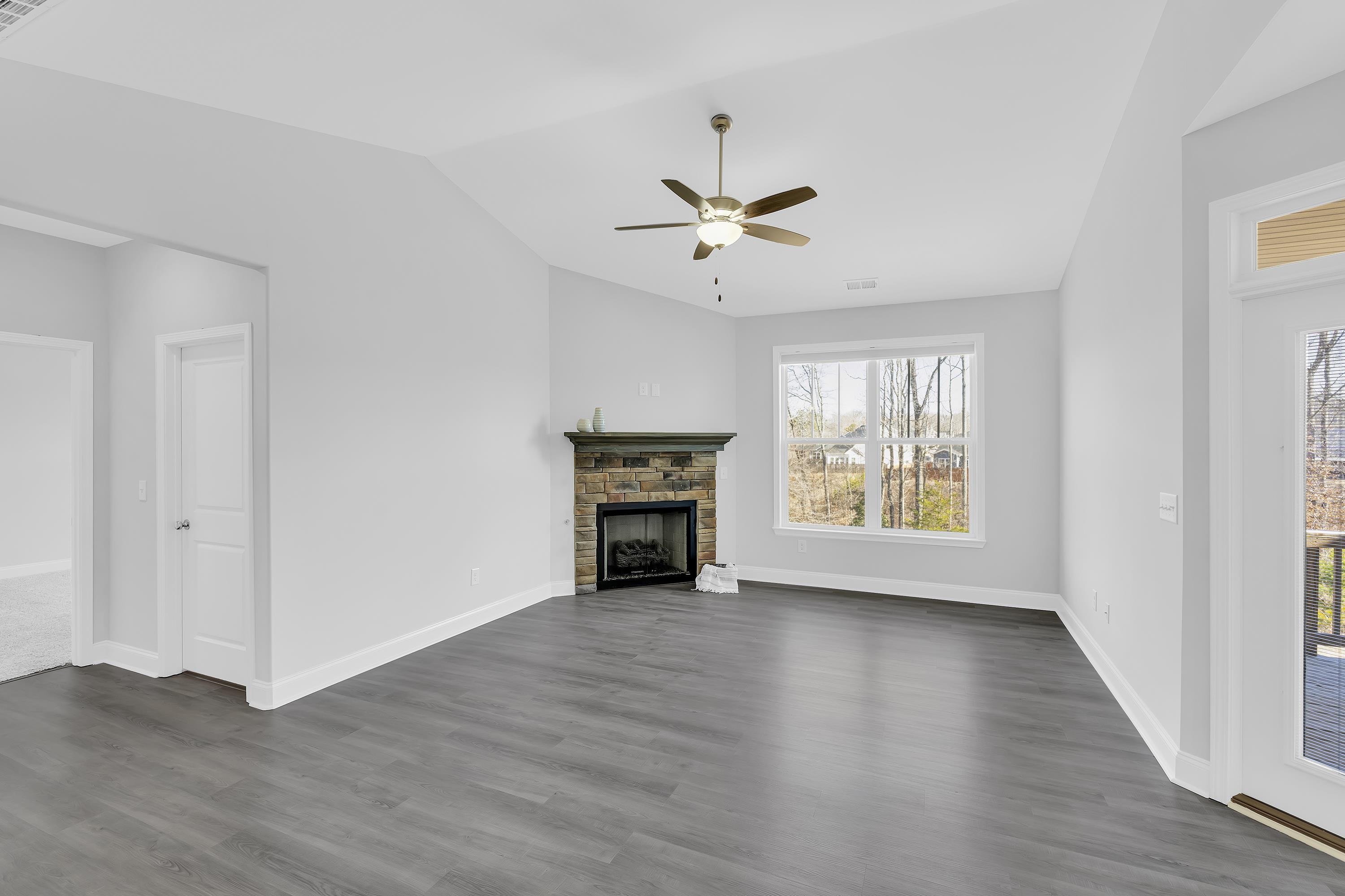 285 Foxbank Circle, Greer, South Carolina image 8