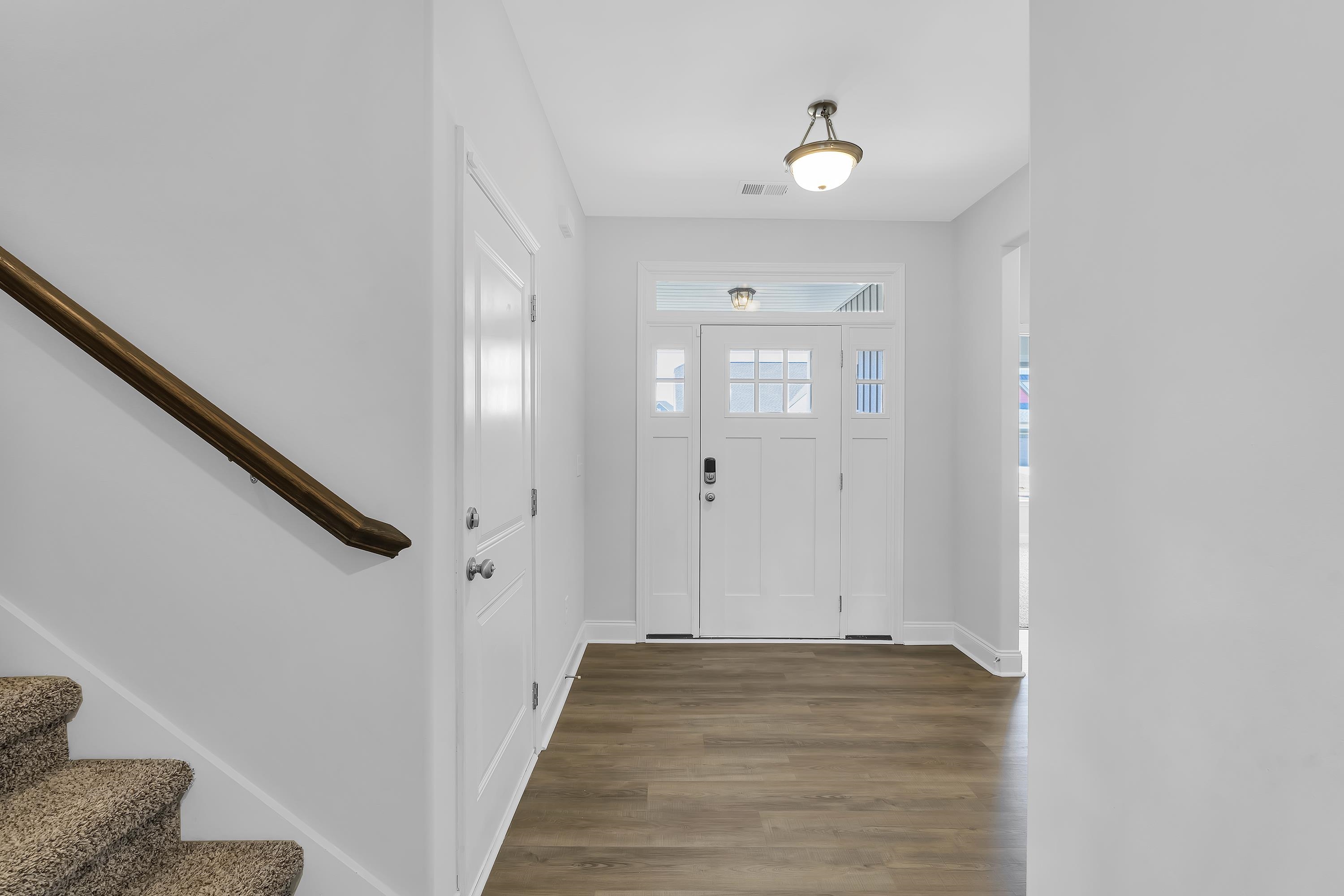 285 Foxbank Circle, Greer, South Carolina image 2