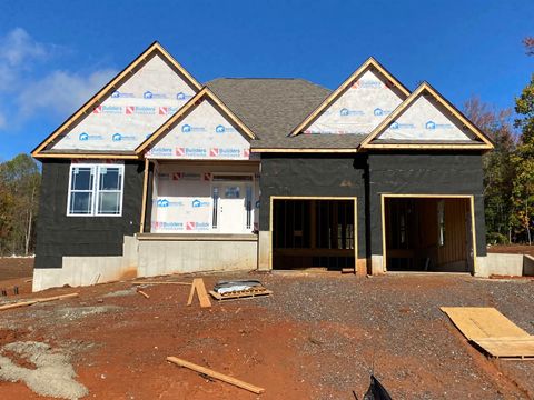 Homes For Sale - 5 Rest Stop Road<br/> Travelers Rest, SC 29690