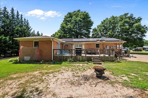 A home in Chesnee