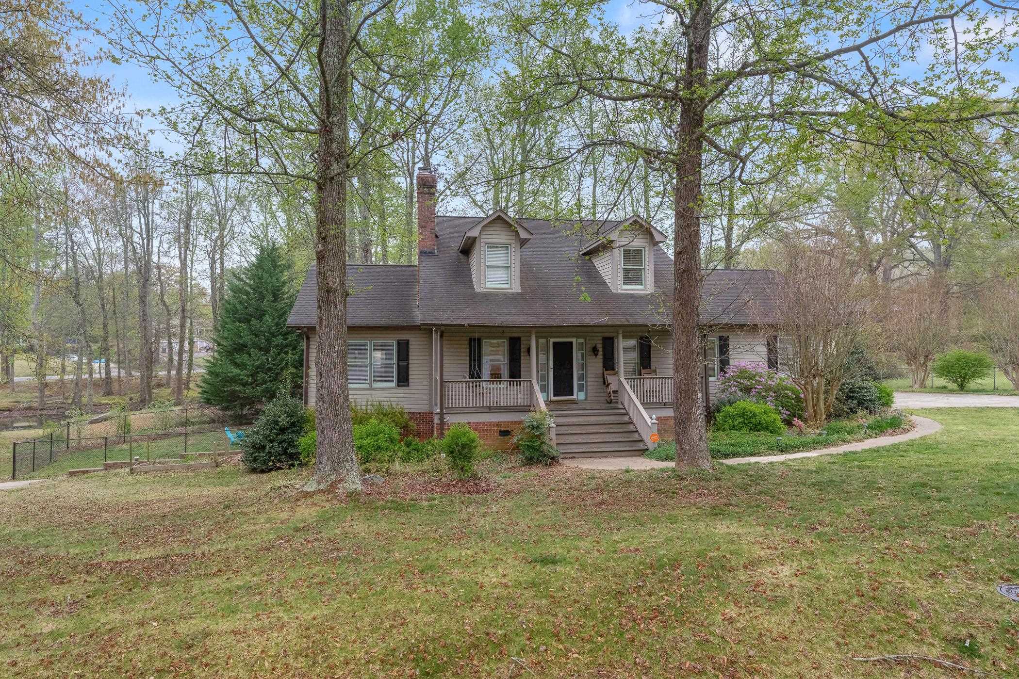 110 Melanie Lane, Greenville, South Carolina image 2