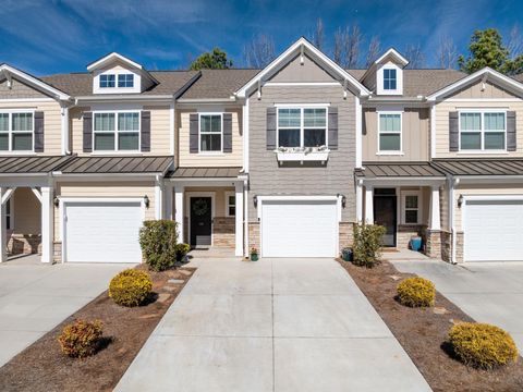 Townhouse For Sale - 118 Pokeberry Way<br/> Greenville, SC 29607