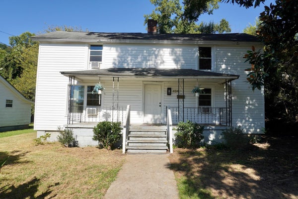 424 LONELY ST, SPARTANBURG, SC 29303 - Image e9791e0bda50f7920b4fdbd69a3a6bc9/391327743