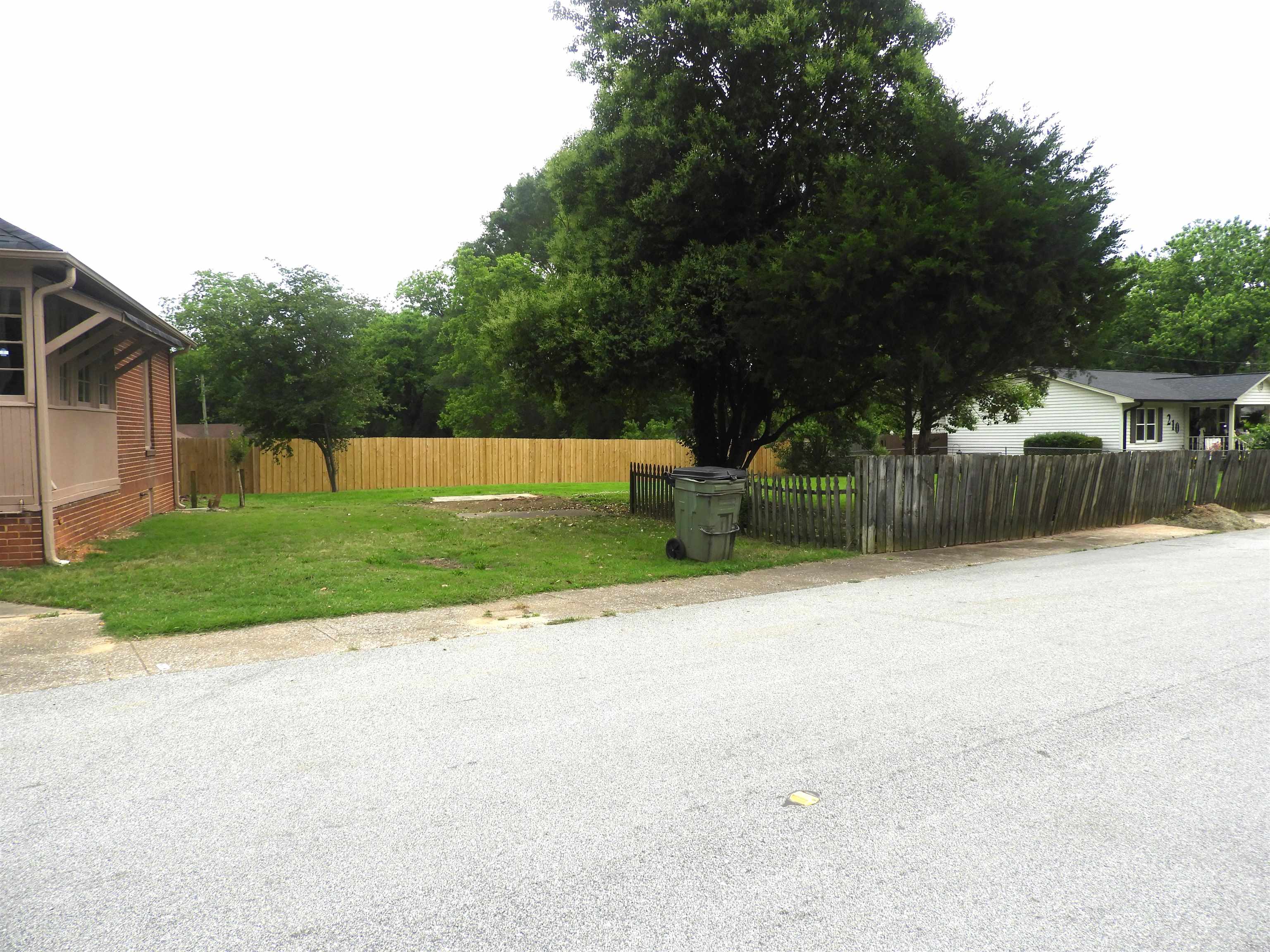 823 W. Smith Street St, Gaffney, South Carolina image 5