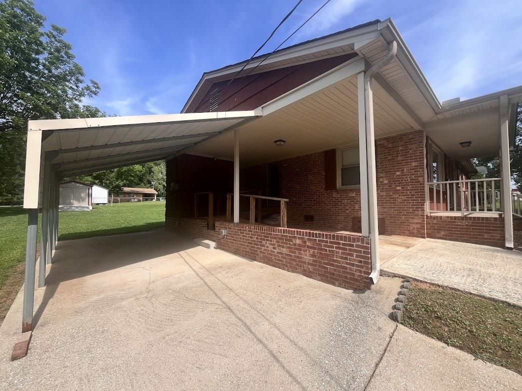 302 Lakeshore Dr Dr, Gaffney, South Carolina image 5