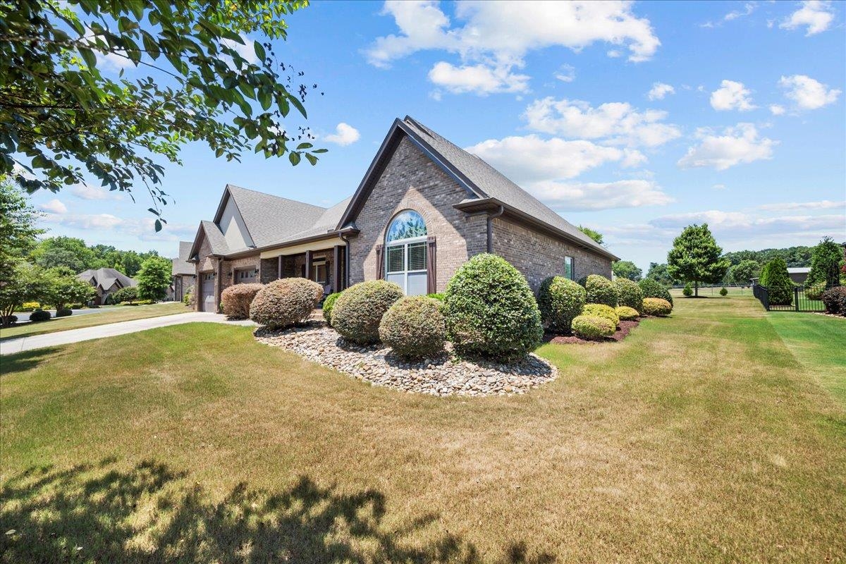 112 Stone Gate Drive, Duncan, South Carolina image 1