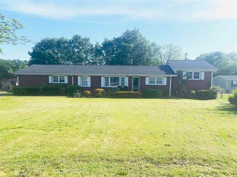 Homes For Sale - 209 Demos Drive<br/> Roebuck, SC 29376
