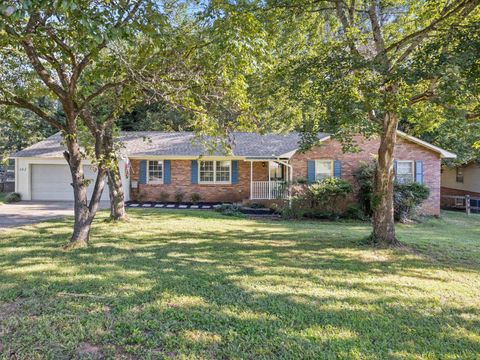 Homes For Sale - 142 Hickory Hill Drive<br/> Inman, SC 29349