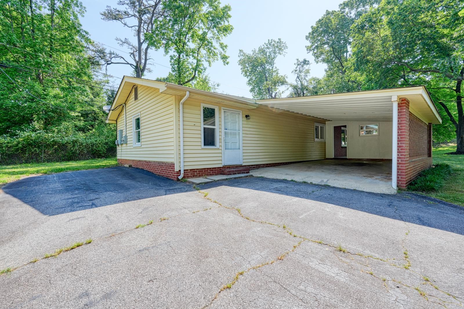 1004 Blanton Place, Spartanburg, South Carolina image 4