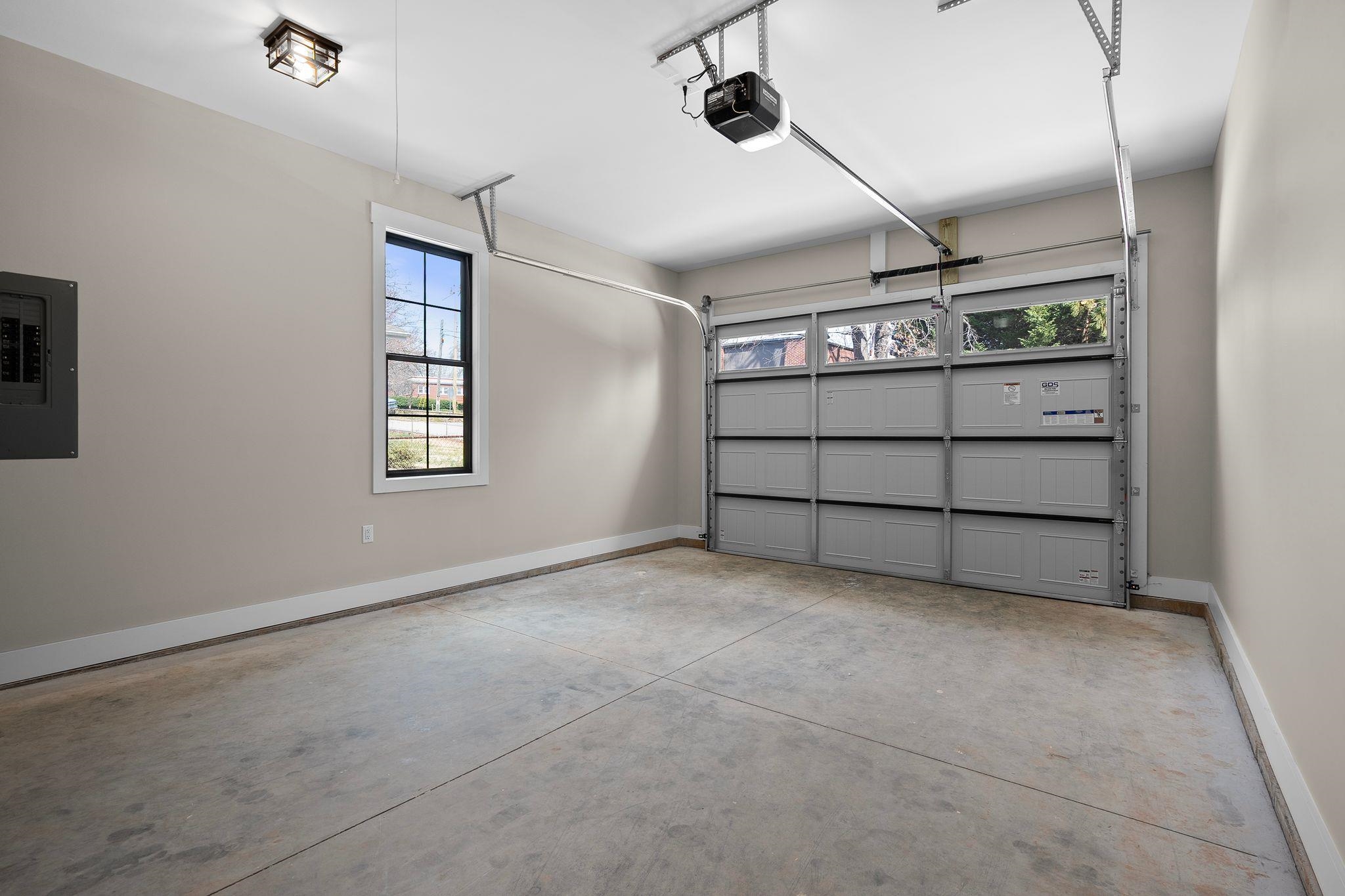 202 S Church Avenue, Landrum, South Carolina image 31