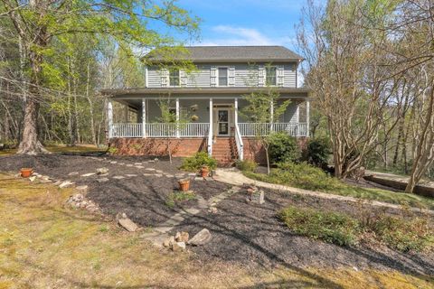 Homes For Sale - 1980 Highway 11<br/> Landrum, SC 29356