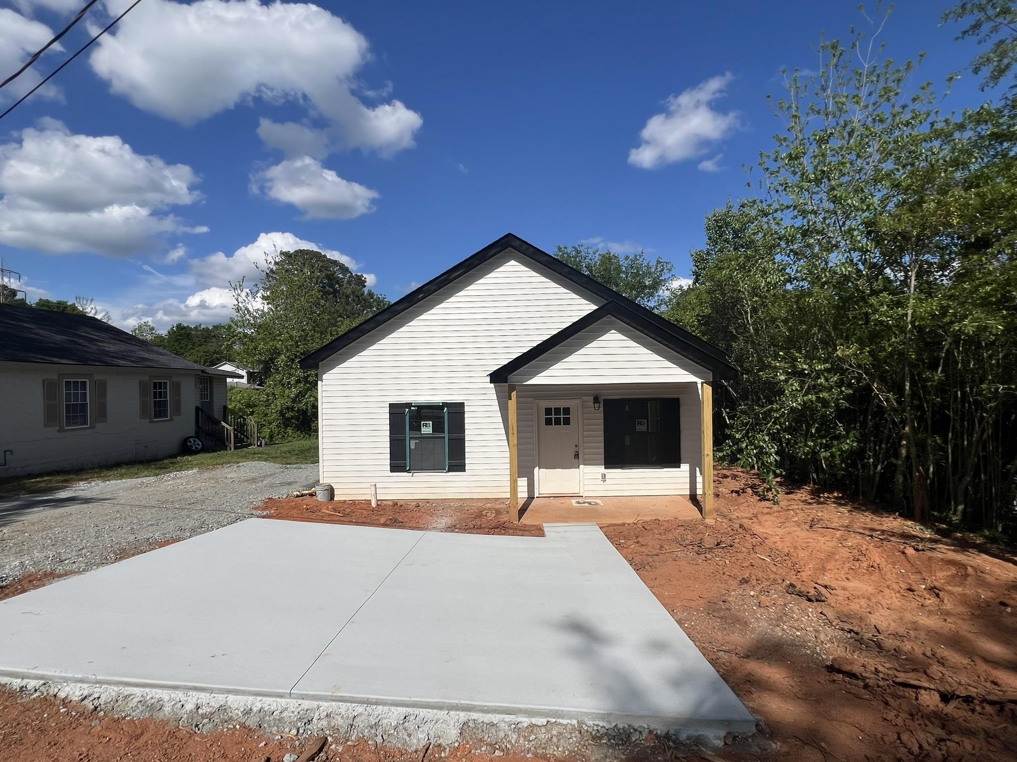 307 Hunter Street, Seneca, South Carolina image 2