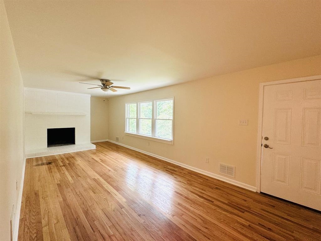 124 N Brookdale Drive, Spartanburg, South Carolina image 2