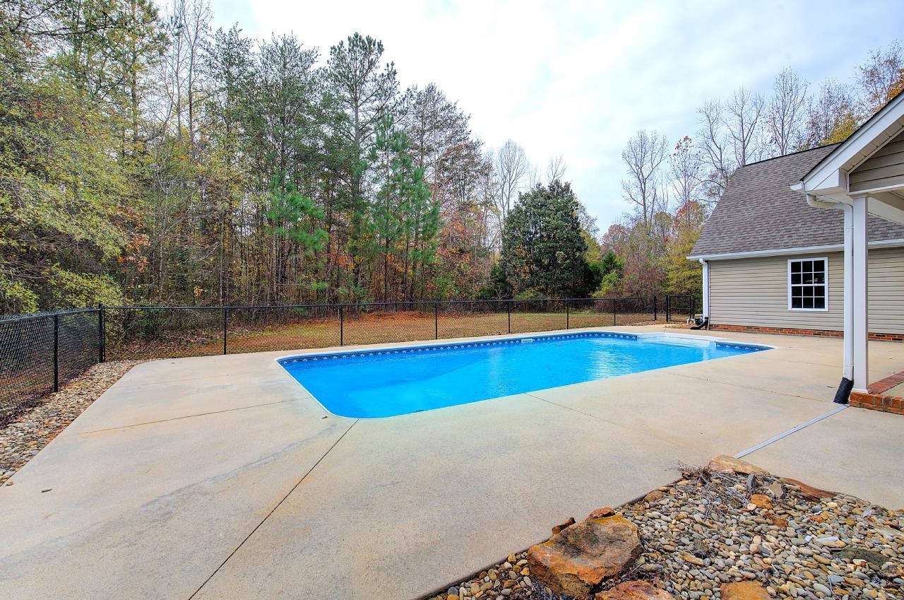 690 Hammett Road, Campobello, South Carolina image 35