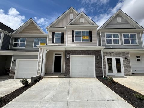 Homes For Sale - 110 Brayden Run<br/> Woodruff, SC 29388