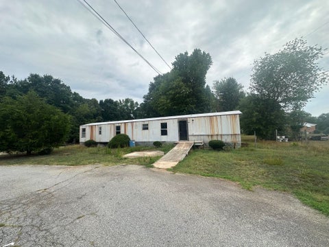 Mobile Home For Sale - 112 Foster Circle<br/> Spartanburg County, chesnee, SC 29323