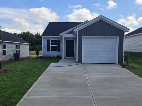 Homes For Sale - 190 Cloverfield Lane<br/> Spartanburg, SC 29303