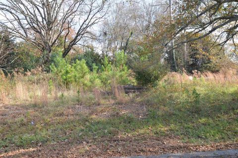 Vacant Land For Sale - 308 Oak Drive<br/> Iva, SC 29655