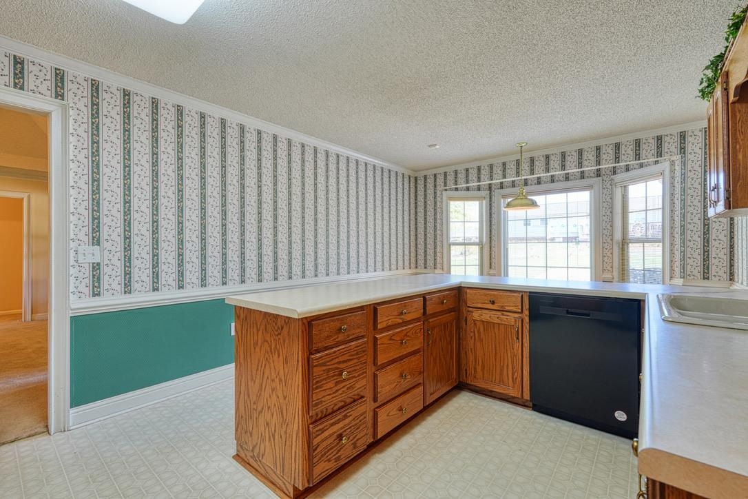 125 N River Hills Drive, Spartanburg, South Carolina image 16