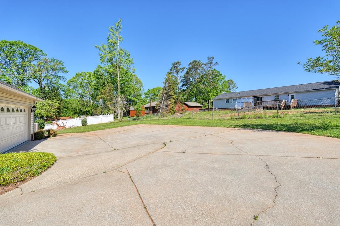 125 N River Hills Drive, Spartanburg, South Carolina image 46