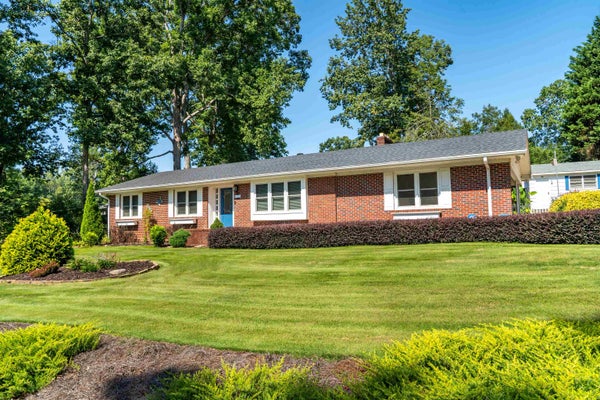 114 E BROOKWOOD LN, COWPENS, SC 29330 - Image f0e8ecccdf76bf7874c0dfc26220a5b9/4008637732