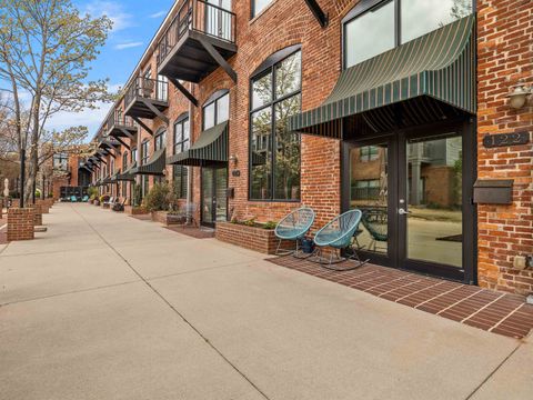 Townhouse For Sale - 300 South Street<br/> Aiken County, Simpsonville, SC 29681