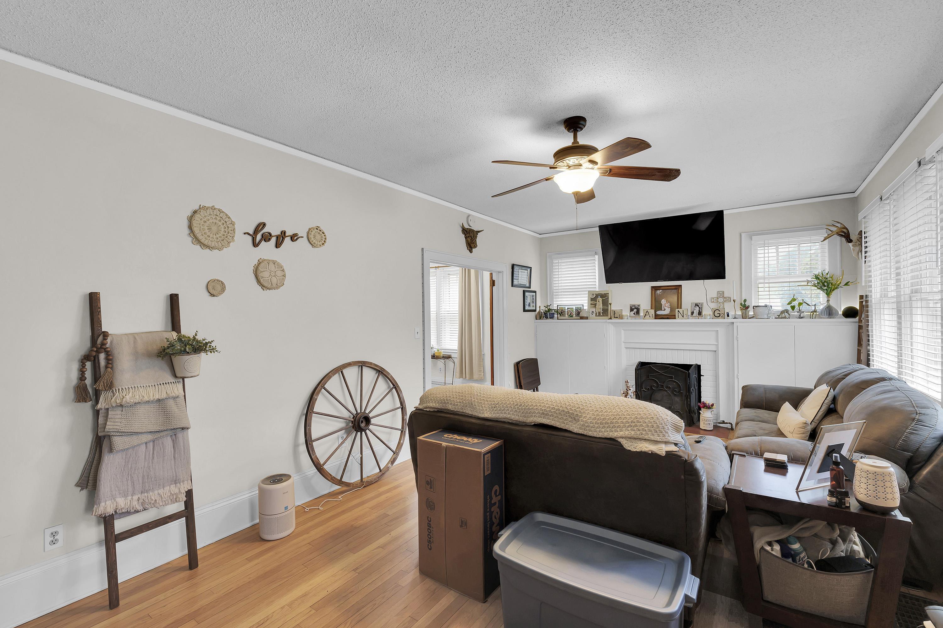 141 W Church Street, Cowpens, South Carolina image 3