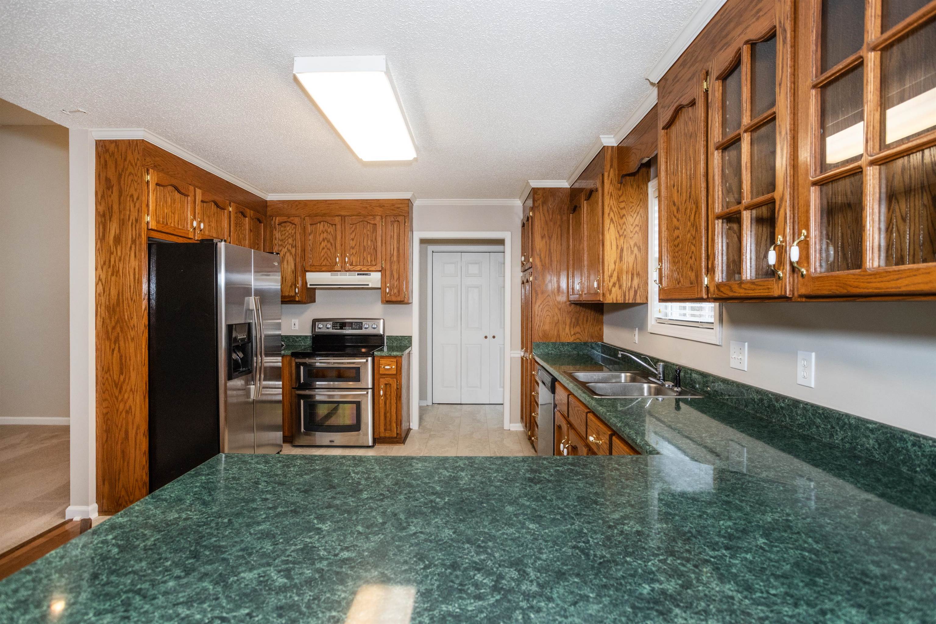 220 Palmetto Circle, Greer, South Carolina image 14